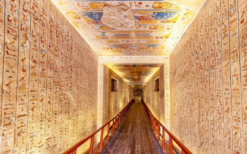 Safaga Port: Luxor West Bank & Karnak Private Day Tour - Itinerary Highlights