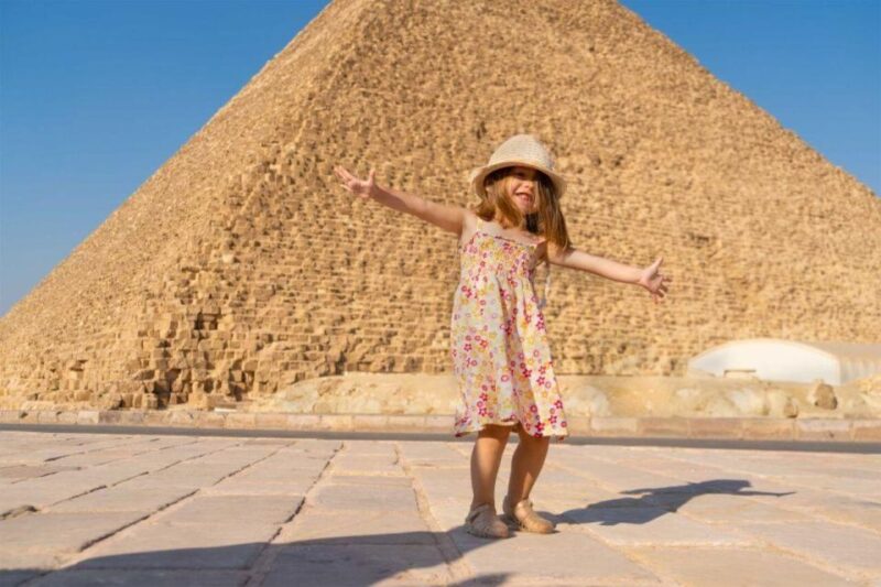 Safaga/Soma: Private Cairo and Giza Highlights Trip W Lunch - Visiting the Great Sphinx