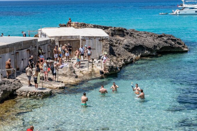 Safari Beach Tour & Snorkeling - Sa Figuera Borda Tour