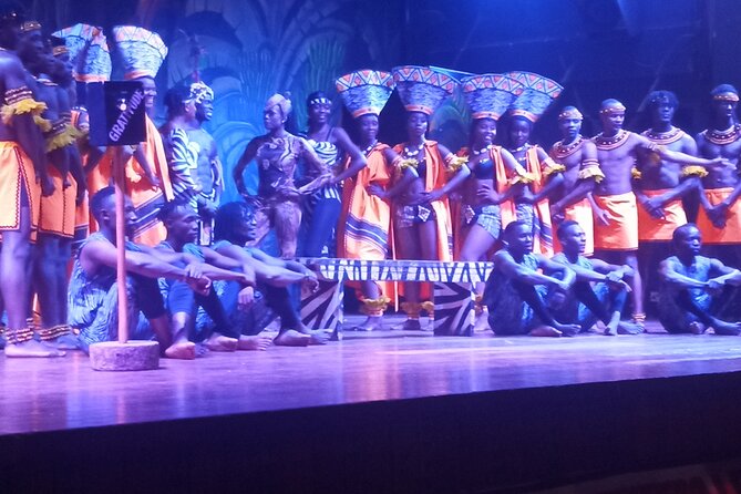 Safari Cat Dancers Show And Dinner - Intimate Group Experience