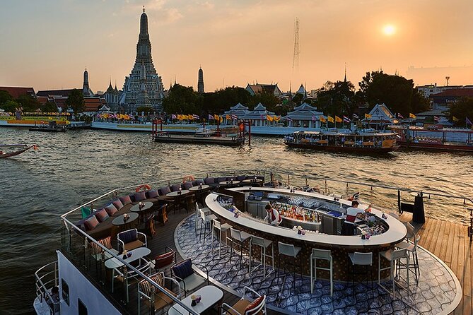 Saffron Luxury Dinner Cruise on the River of Kings - Dining and Menu Offerings
