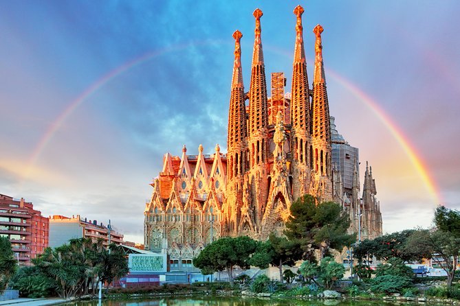 Sagrada Familia and Barcelona Highlights: Private Guided 4-Hour Driving Tour - Comparison to Similar Experiences