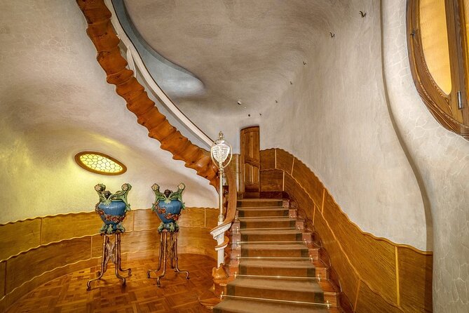 Sagrada Familia and Casa Batllo Guided Tour - Participation Requirements