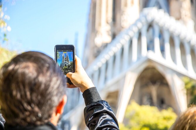Sagrada Familia and Casa Batllo Guided Tour - Highlights of Sagrada Familia