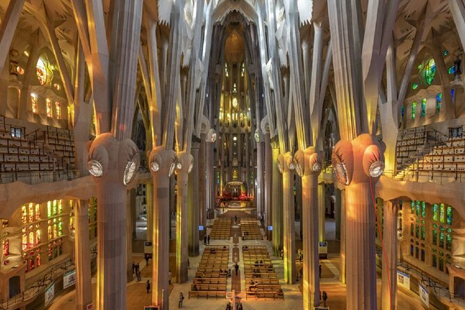 Sagrada Familia and Paella - Accessibility and Convenience