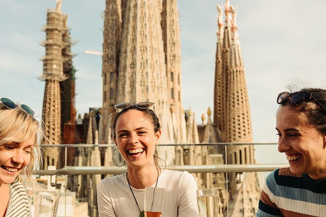 Sagrada Familia Closing Time Tour With Rooftop Views - Guided Tour and Transportation
