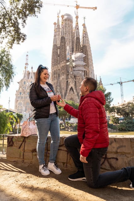 Sagrada Familia: Digital and Printed Photos - Pricing and Booking Details