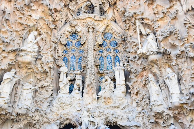 Sagrada Familia Guided Tour With a German-Speaking Guide - Inquiries and Assistance