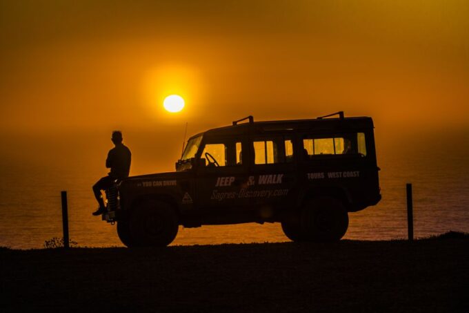 Sagres: Sagres Natural Park Sunset Tour by Jeep - Local Flavors and Snacks