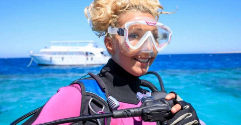 Sahl Hasheesh: Diving or Snorkeling Boat Trip With Lunch - Key Points