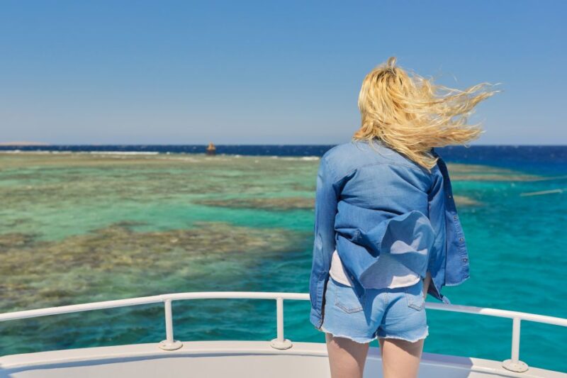 Sahl Hasheesh: Snorkeling Cruise Tour With Lunch and Drinks - Inclusions