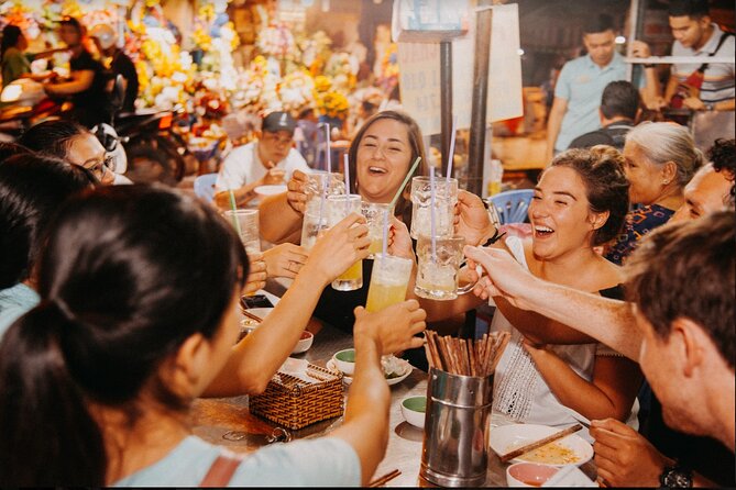 Saigon After Dark With Seafood, Beer & Live Music Bar - Tour Inclusions