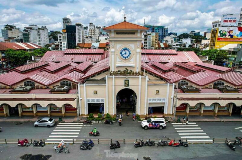 Saigon City Tour In The Afternoon by Car - Reunification Palace