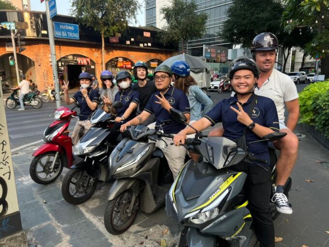 Saigon Craft Beer Tastings and Local Food Tour By Scooter - Local Craft Beer Tasting