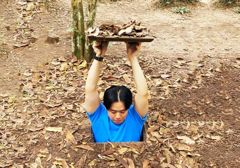 Saigon: Cu Chi Less-Crowded Ben Duoc Tunnels Half-Day Tour - Crawling Experience