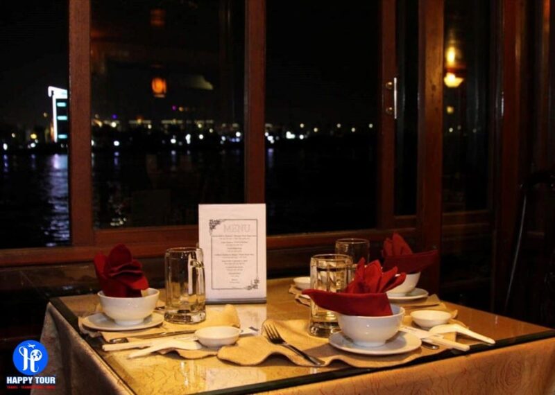 Saigon: Dinner Cruise With Vietnamese Cuisine and Live Music - Relaxing Ambiance and Scenic Views