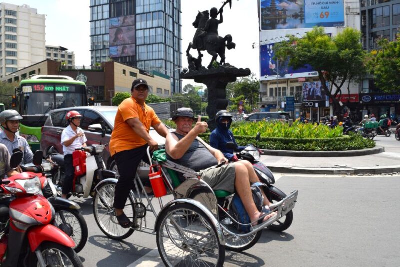Saigon: Half-Day Guided City Tour and Jade Emperor Pagoda - French Colonial Architecture