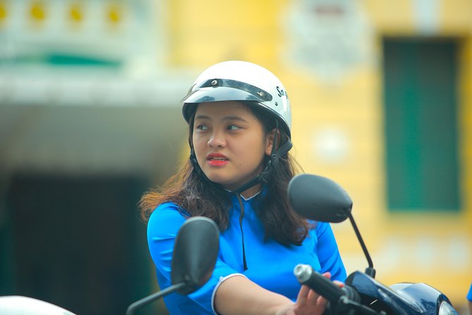 Saigon Half Day Motorbike City Tour With Girlpower | Kisstour - Inclusions