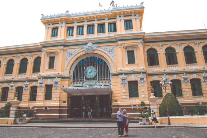 Saigon: Half-Day Private City Tour By Car - Visiting Saigons Religious Sites