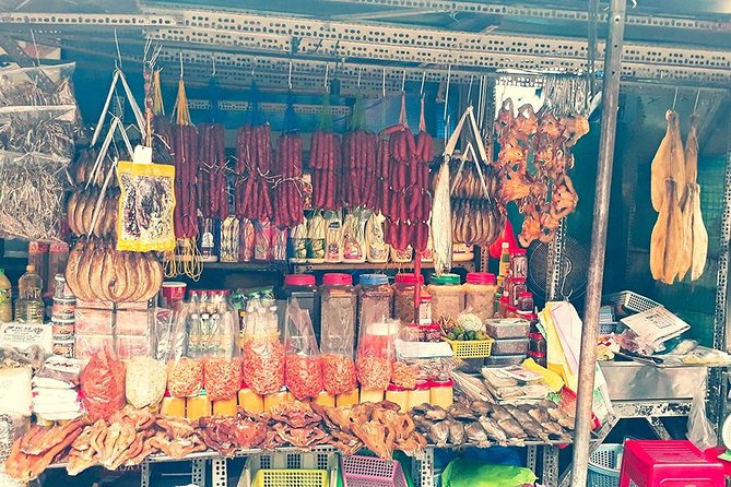 Saigon Night Sights & Local Food by Motorbike| Opt: Ao Dai Riders - Pickup and Logistical Details