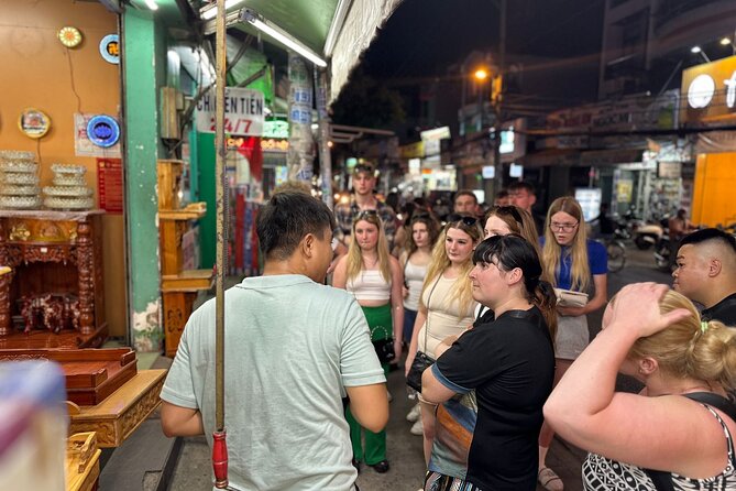 Saigon Night Walking Food Tour - 100% No Tourist - Tour Highlights