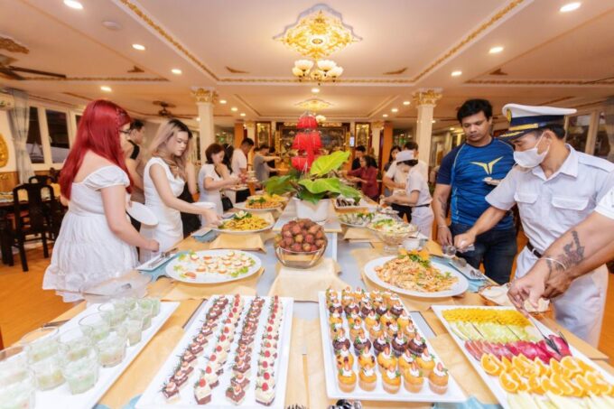 Saigon River Dinner on Cruise With Buffet and Live Music - A/C Transportation and English-speaking Guide