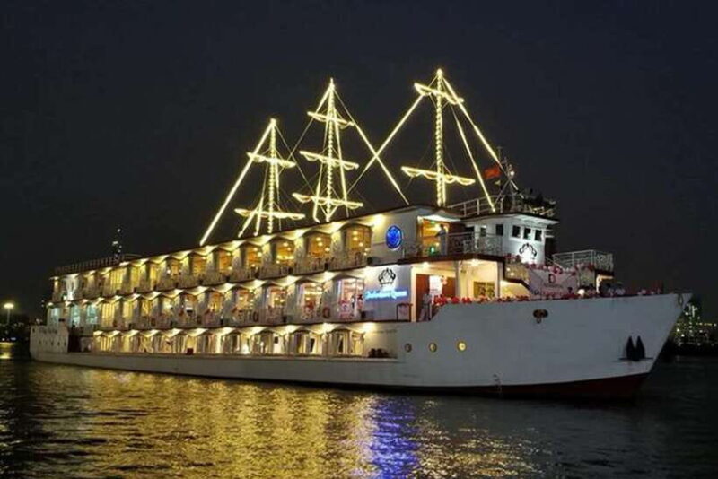 Saigon: River Tour on a Luxury Cruise With Dinner - Dinner Options and Amenities