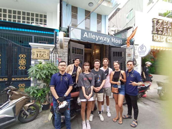 Saigon: Street Food Discovery & Local Culinary Journey - Multiple Street Food Tastings and Beverages