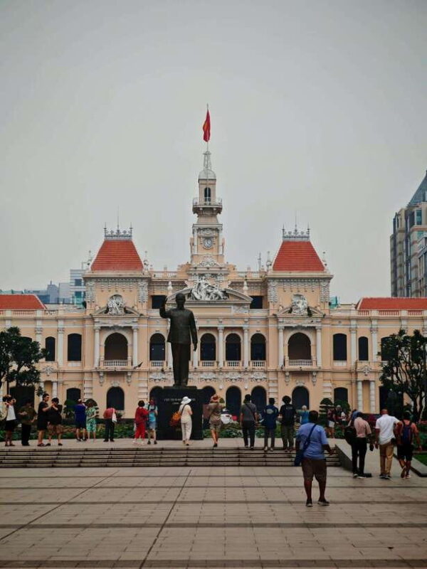 Saigon: Street Food Tour by Motorbike or Private Car - District 3 Exploration