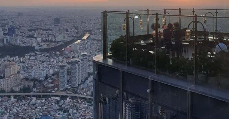 Saigon: Sunset Café Experience at Landmark 81 and Food Tour - Sunset Café Experience