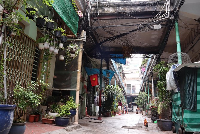 Saigoncholon - Exploring Local Cuisine