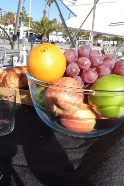 Sail and Breakfast Experience Barcelona - Itinerary Details