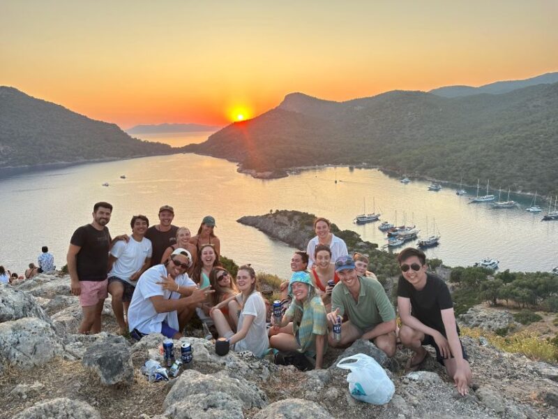 Sail Turkey: Fethiye to Olympos Gulet Cruise - Included Amenities