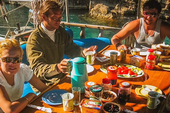 Sail Turkey: Gulet Cruise Fethiye to Olympos - Meeting and Pickup Details