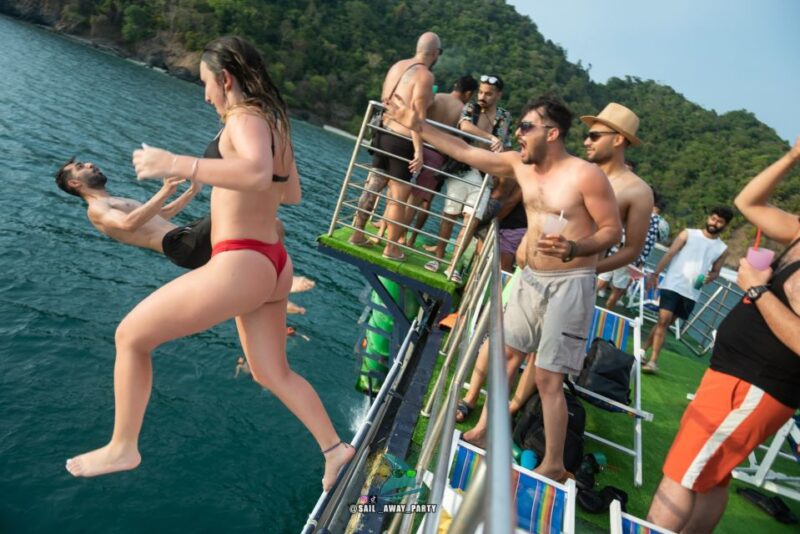 Sailaway Phuket Boat Party - Included Activities
