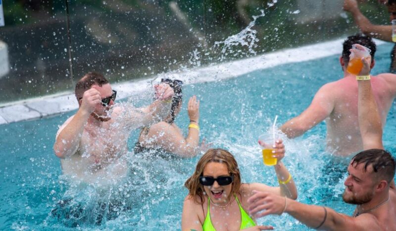 Sailaway Pool Party Phuket - Key Points