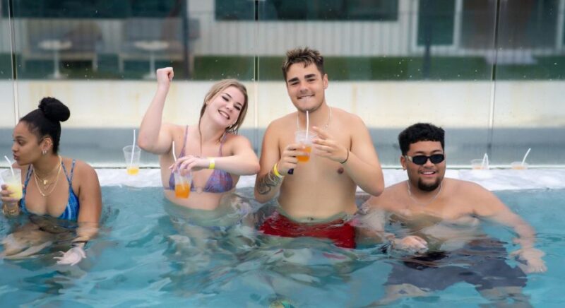 Sailaway Pool Party Phuket - Duration and Schedule