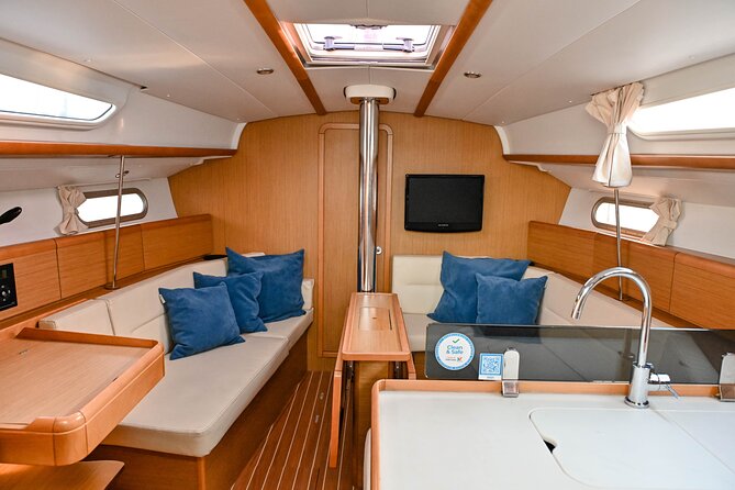 Sailboat Experience in Viana Do Castelo - Conveniently Located Meeting Point