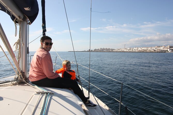 Sailboat Ride in Marbella From Puerto Banús - Onboard Facilities and Amenities
