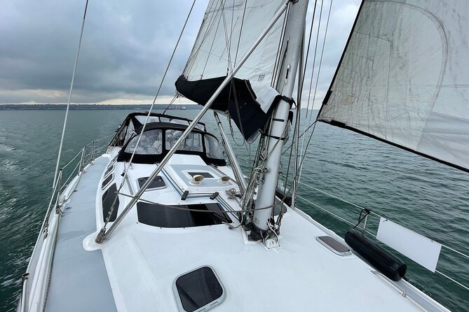 Sailing Adventure on Okanagan Lake From Penticton & Naramata BC - Group Size and Tour Operator