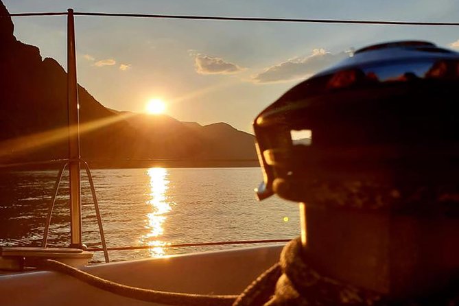 Sailing at Sunset on Lake Como: How to Escape From Daily Routine - Inclusions and Amenities