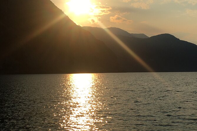 Sailing at Sunset on Lake Como: How to Escape From Daily Routine - Participant Requirements and Recommendations