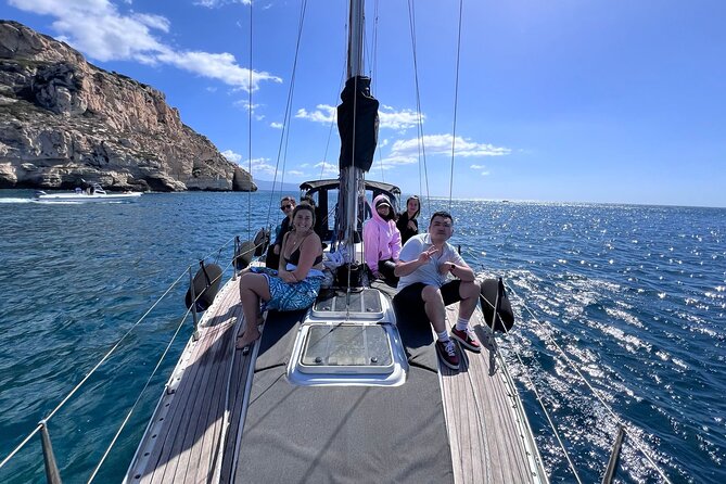 Sailing Boat Trip to the Devils Saddle - Included Amenities