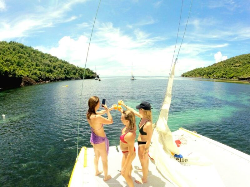 Sailing Catamaran in La Baie Des Saintes - Booking and Cancellation