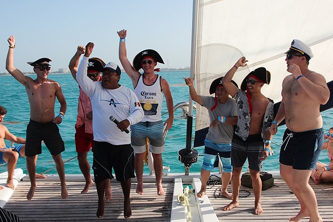 Sailing Catamaran PLATINO With Open Bar to Isla Mujeres - Delectable Lunch Buffet