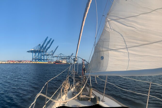 Sailing Charters in Wilmington - Sailing Charter Accommodations and Capacity