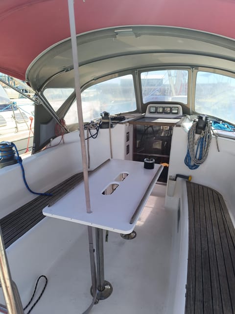 Sailing Cruise With Instructor, Calanques National Park - Booking Information