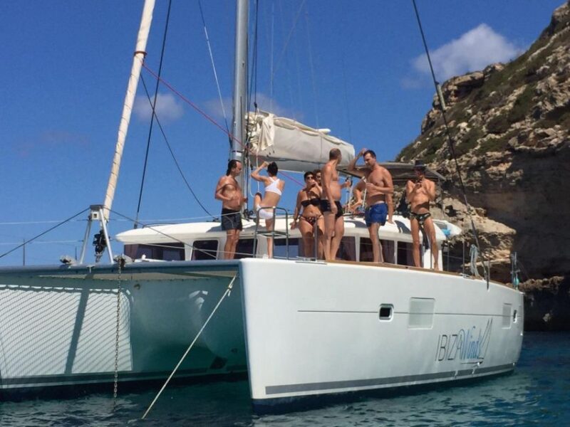 SAILING EXCURSION IN A PRIVATE CATAMARAN TO FORMENTERA - Planned Activities