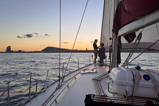 Sailing Experience in Barcelona With Snacks and Drinks - Reviews and Ratings Analysis