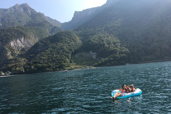Sailing Experience on Lake Como: Fun, Relax and Adventure! - Refreshments and Optional Extras